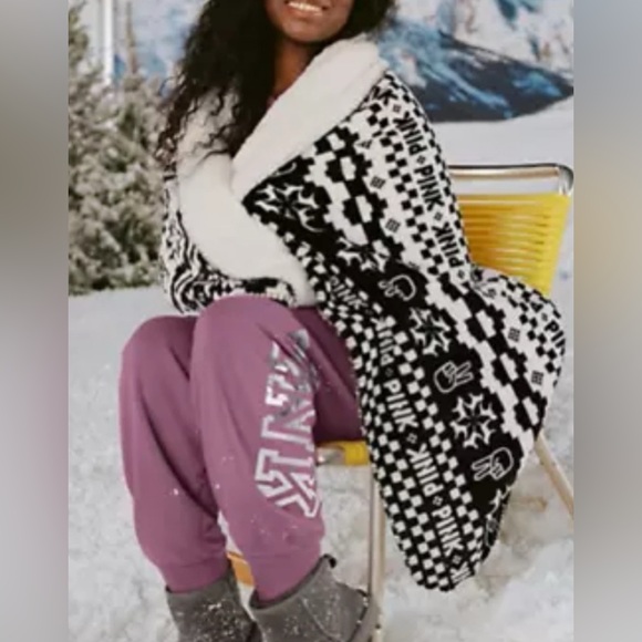 Vs pink sherpa peace sign blanket